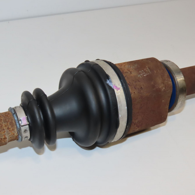 Transmission avant droite occasion RENAULT SCENIC II Phase 2 09-2006->04-2009 1.5 DCI 105ch 8200472158 3