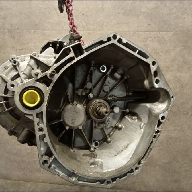 Boîte à vitesse mecanique occasion RENAULT CLIO III Phase 1 09-2005->03-2009 1.5 DCI 105ch 7701477492 1