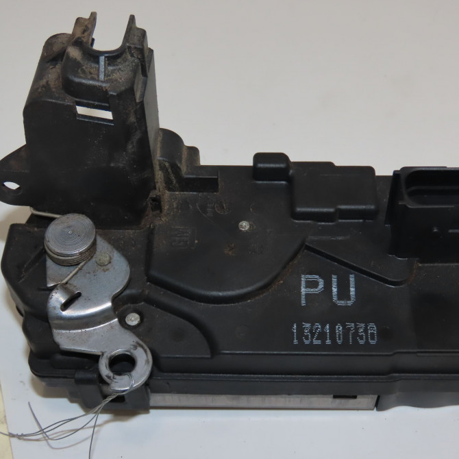 Serrure porte arg occasion OPEL ASTRA III Phase 2 01-2007->04-2011 1.9CDTI 120ch 13210738 2