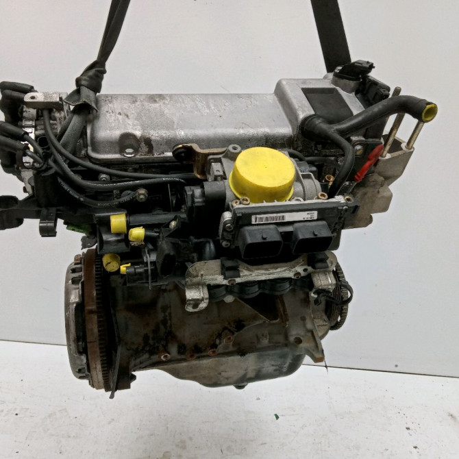Moteur essence occasion FIAT PUNTO II Phase 2 05-2003->10-2009 1.2i 60ch 71751089 3