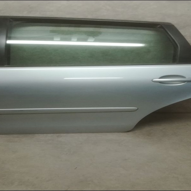 Porte arrière gauche occasion VOLKSWAGEN POLO IV Phase 2 05-2005->09-2009 1.4 TDI 80ch 1