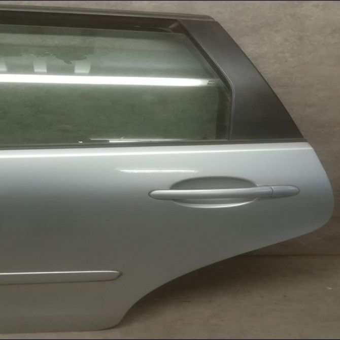 Porte arrière gauche occasion VOLKSWAGEN POLO IV Phase 2 05-2005->09-2009 1.4 TDI 80ch 3