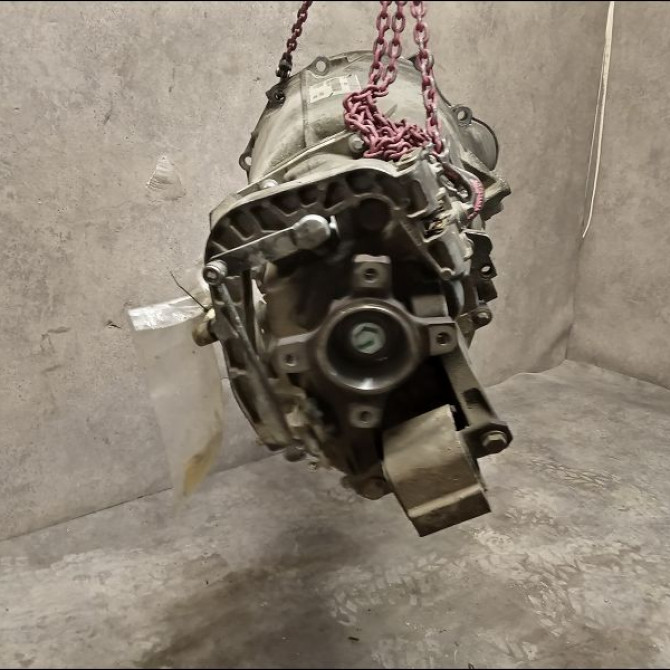 Boîte à vitesse mecanique occasion VOLKSWAGEN CRAFTER I phase 1 06-2006->05-2011 B8300045 4