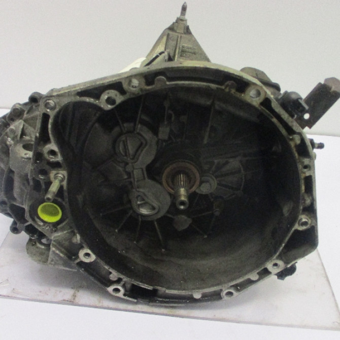 Boîte à vitesse mecanique occasion RENAULT LAGUNA I Phase 2 04-1998->11-2000 1.9 DCI 7701701740 1