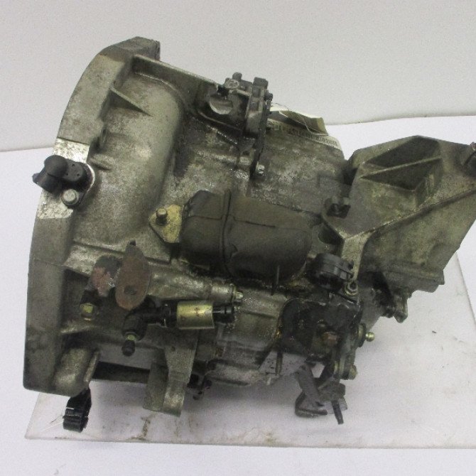 Boîte à vitesse mecanique occasion RENAULT LAGUNA I Phase 2 04-1998->11-2000 1.9 DCI 7701701740 2
