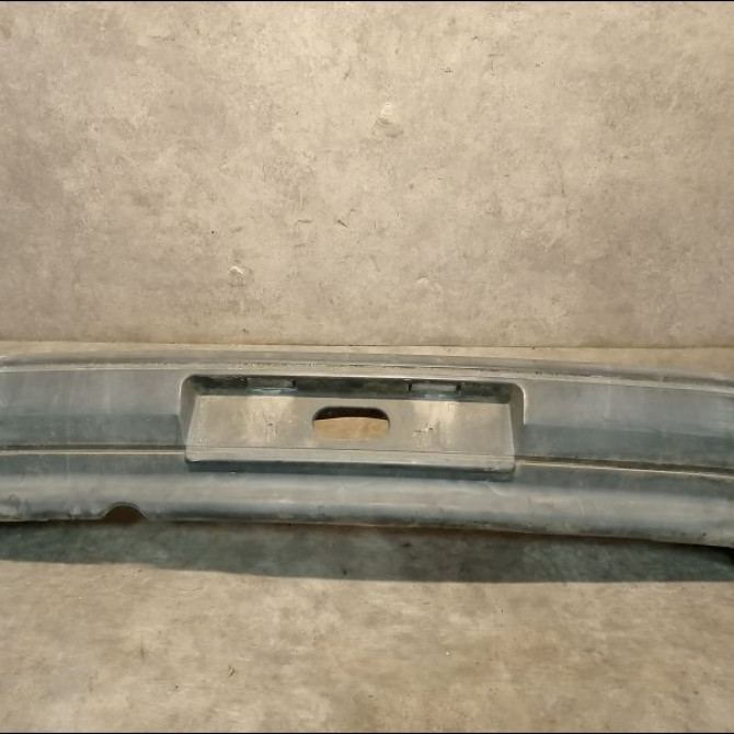 Pare-choc arrière occasion RENAULT CLIO I Phase 1 06-1990->03-1994 1.9 D 7701466299 1