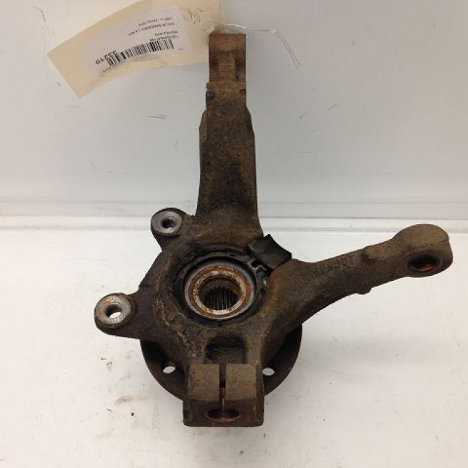 Moyeu avg occasion DACIA SANDERO I Phase 1 06-2008->10-2012 1.2 16v 75ch 6001548867 2