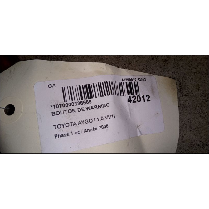 Bouton de warning occasion TOYOTA AYGO I Phase 1 06-2005->11-2009 1.0 VVTI 843320H010 2
