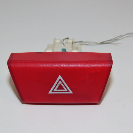 Bouton de warning occasion TOYOTA AYGO I Phase 2 01-2009->06-2012 1.0 VVTI 843320H010