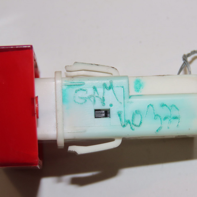 Bouton de warning occasion TOYOTA AYGO I Phase 2 01-2009->06-2012 1.0 VVTI 843320H010 3