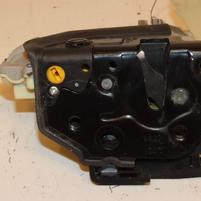 Serrure porte arg occasion AUDI Q7 I Phase 2 04-2009->04-2015 8K0839015 3