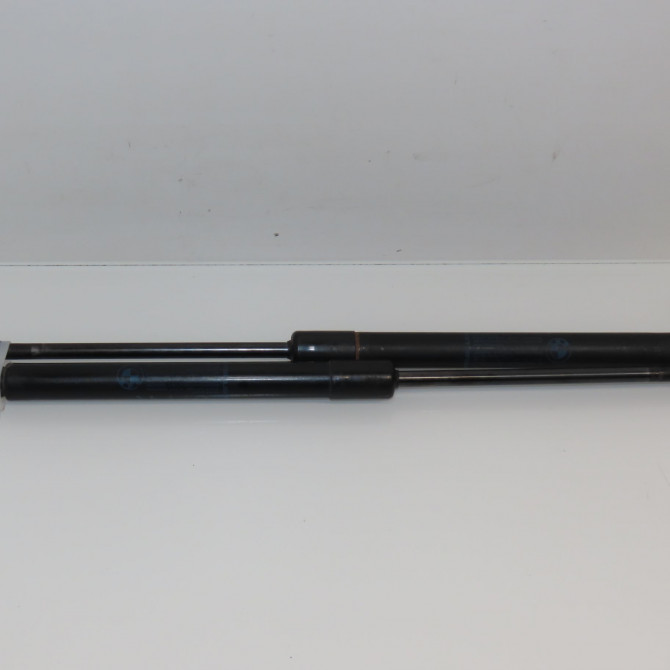 Verin d capot occasion B.M.W. SERIE 1 I Phase 2 01-2007->07-2011 116D 115CH 51237118370 1