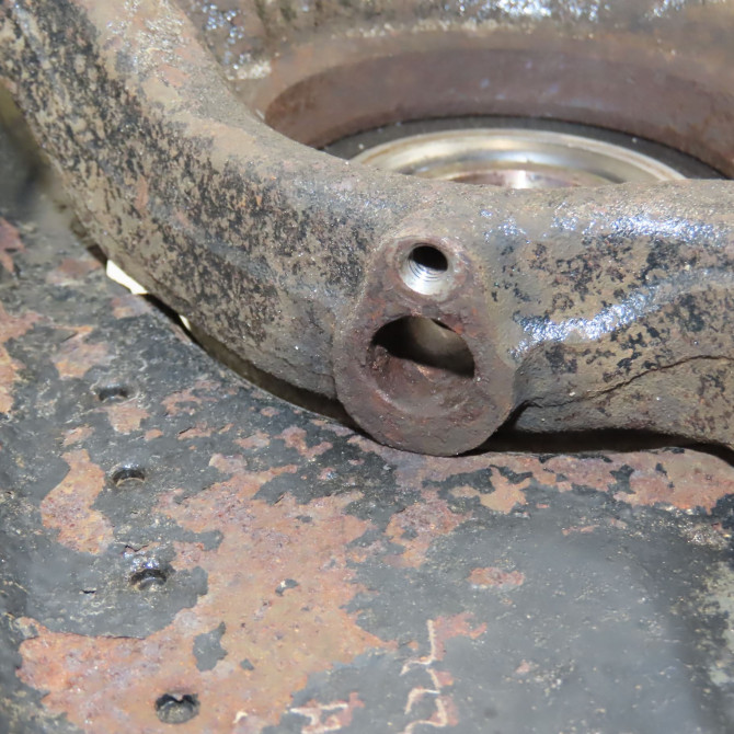 Moyeu avg occasion B.M.W. X5 I Phase 1 04-2000->12-2006 3.0d 218ch 31206756256 3