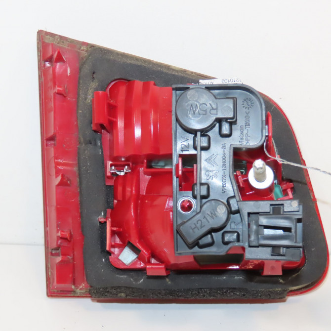Feu arrière intérieur droit occasion CITROEN C5 II Phase 1 04-2008->... 1.6 HDi 16v 110ch 6350JQ 2