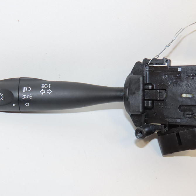 Commande clignotant occasion HYUNDAI I 10 I Phase 1 04-1995->04-1999 1.2i 90ch 1