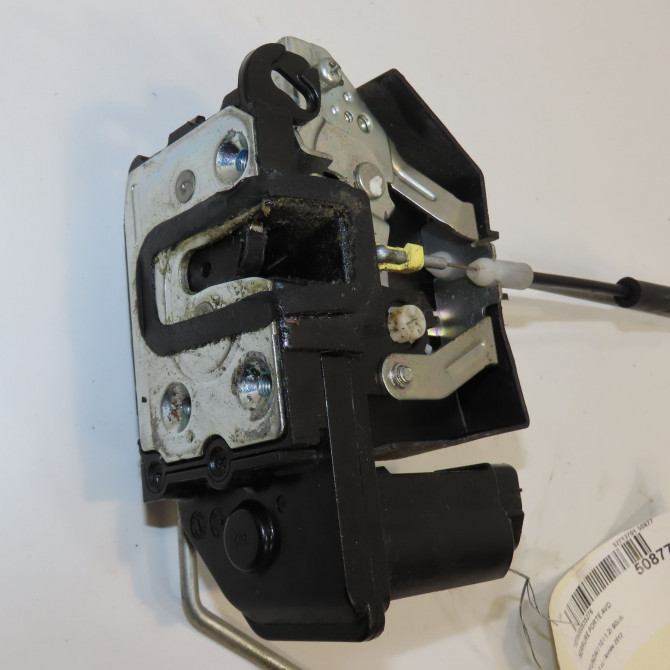 Serrure porte avd occasion HYUNDAI I 10 I Phase 1 04-1995->04-1999 1.2i 90ch 2