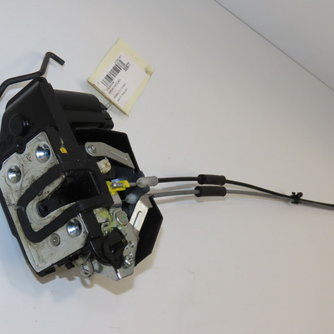 Serrure porte arg occasion HYUNDAI I 10 I Phase 1 04-1995->04-1999 1.2i 90ch 1