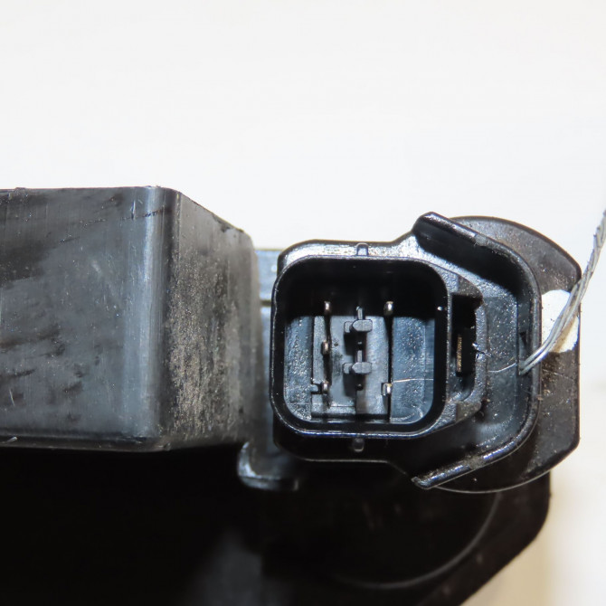 Serrure porte arg occasion HYUNDAI I 10 I Phase 1 04-1995->04-1999 1.2i 90ch 5