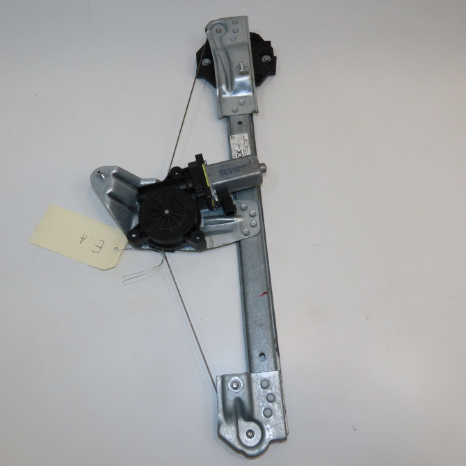 Mecanisme + moteur lève-glace avant droit occasion DACIA SANDERO II Phase 1 10-2012->... 1.0i 75ch 807209197R 2