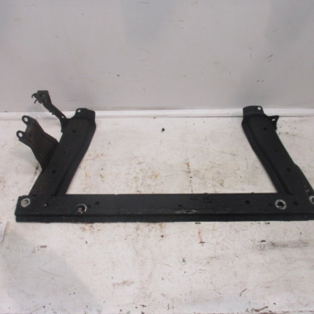 Traverse inférieure armature avant occasion RENAULT SCENIC II Phase 1 03-2004->09-2006 1.9 DCI 120ch