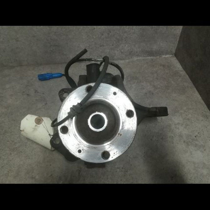 Moyeu avg occasion CITROEN C3 II Phase 2 03-2013->12-2016 1.4 HDi 70ch 335086 1