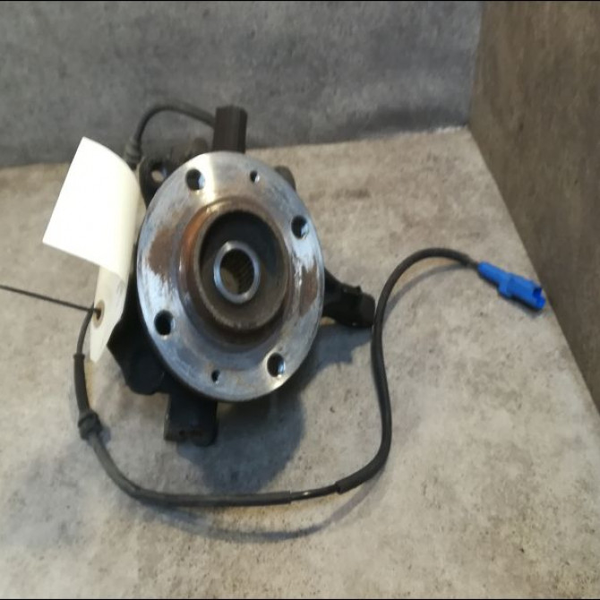 Moyeu avg occasion CITROEN C3 II Phase 2 03-2013->12-2016 1.0 68ch 335086 1