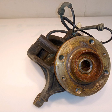 Moyeu avd occasion CITROEN C3 II Phase 2 03-2013->12-2016 1.2i 82ch 330776