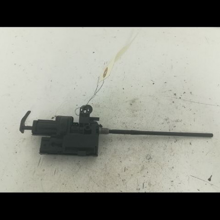 Actionneur portillon aile ard occasion RENAULT CLIO IV Phase 1 07-2012->... 1.5 DCI 90ch