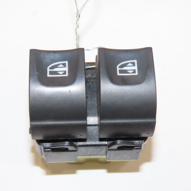 Commande lève-glace porte avant gauche occasion RENAULT CLIO IV Phase 1 07-2012->... 1.5 DCI 75ch 1