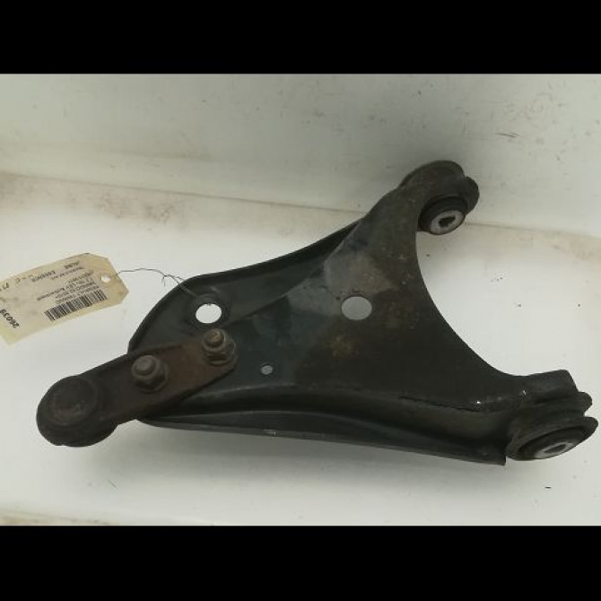 Triangle inf avg occasion RENAULT TWINGO II Phase 1 06-2007->11-2011 1.2i 16v 75ch 8200942392 2