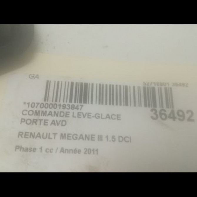 Commande lève-glace porte avant droite occasion RENAULT MEGANE III Phase 1 11-2008->01-2012 1.5 DCI 110ch 3