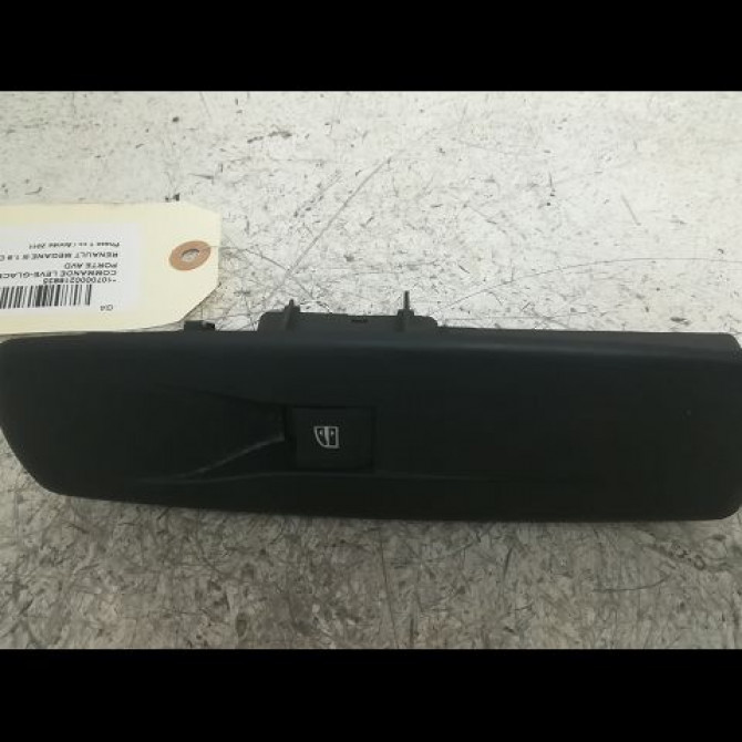Commande lève-glace porte avant droite occasion RENAULT MEGANE III Phase 1 11-2008->01-2012 1.9 DCI 130ch 1