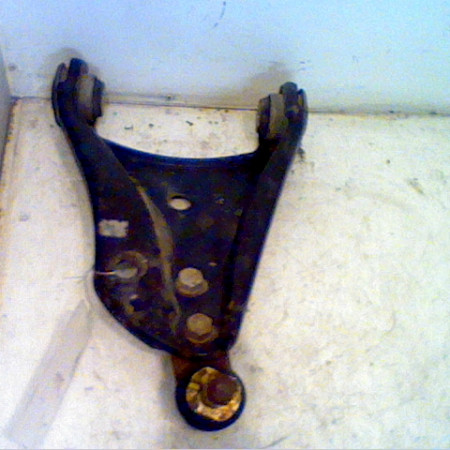 Triangle inf avd occasion RENAULT TWINGO II Phase 1 06-2007->11-2011 1.2i 16v 75ch 8200942396