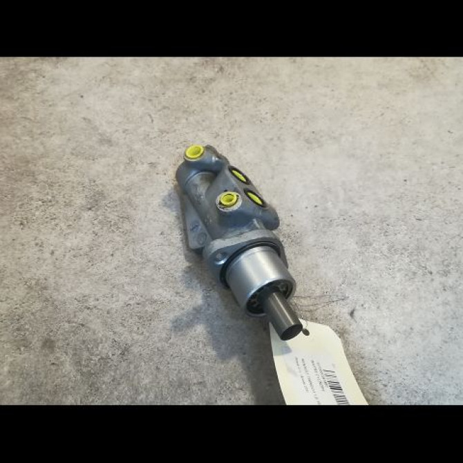 Maitre cylindre occasion RENAULT TWINGO II Phase 2 12-2011->12-2014 1.2i 16v 75ch 7701209642 1