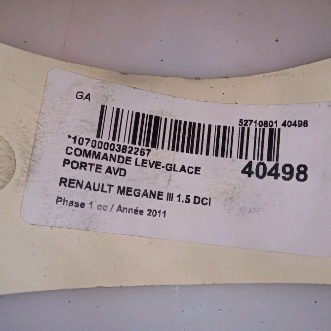Commande lève-glace porte avant droite occasion RENAULT MEGANE III Phase 1 11-2008->01-2012 1.5 DCI 110ch 4