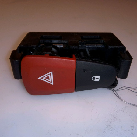 Bouton de warning occasion RENAULT SCENIC III Phase 1 04-2009->11-2011 1.5 DCI 110ch 252100502R