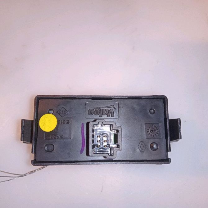 Bouton de warning occasion RENAULT SCENIC III Phase 3 04-2013->... 1.5 DCI 110ch 252100502R 2