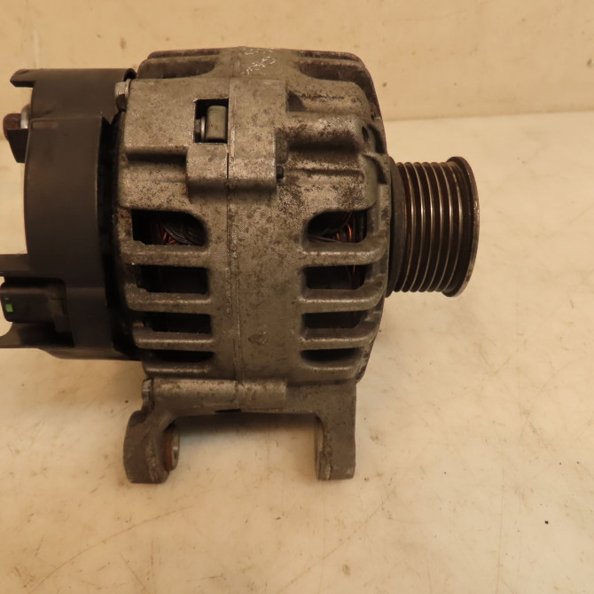 Alternateur occasion RENAULT CLIO III Phase 2 03-2009->12-2014 1.2 TCE 16v 100ch 8200718724 2