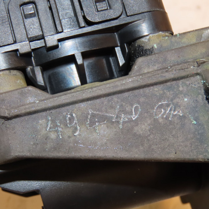 Vanne EGR occasion RENAULT MEGANE III Phase 1 04-1995->04-1999 1.5 DCI 110ch 147105308R 3