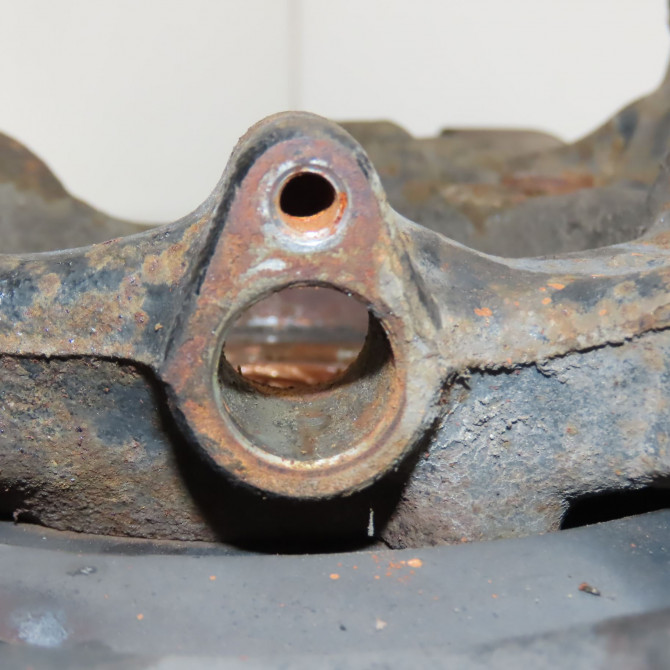 Moyeu arg occasion B.M.W. SERIE 1 I Phase 2 01-2007->07-2011 118d 143ch 33416760056 4