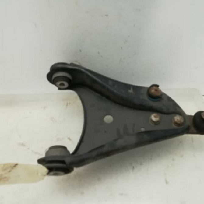 Triangle inf avg occasion RENAULT TWINGO II Phase 1 06-2007->11-2011 1.2i 16v 75ch 8200942392 1