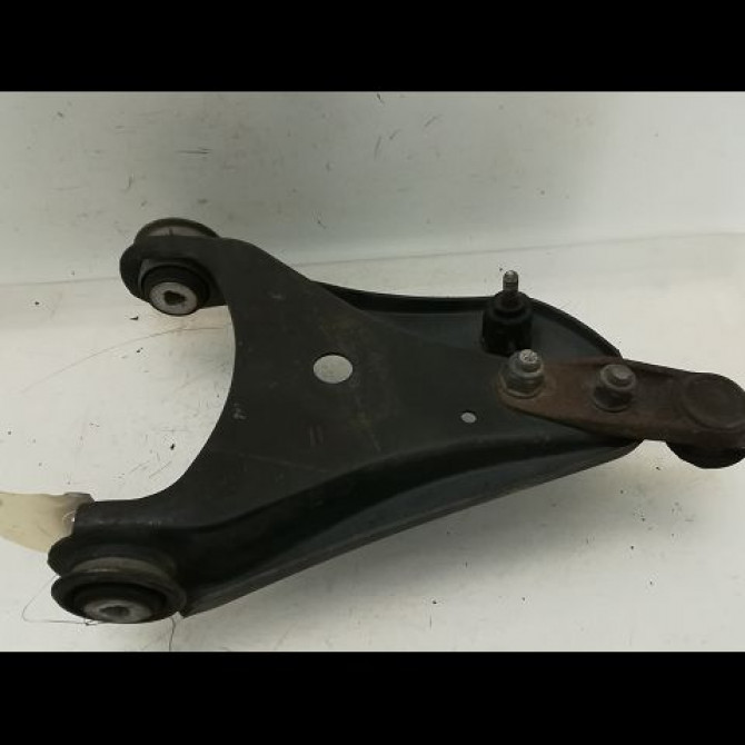 Triangle inf avd occasion RENAULT TWINGO II Phase 1 06-2007->11-2011 1.2i 16v 75ch 8200942396 2