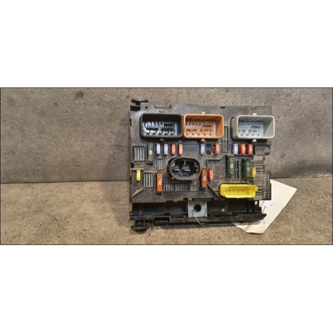 Platine fusible av occasion PEUGEOT 207 Phase 1 04-2006->06-2013 1.6 THP 156ch 6580NJ 1