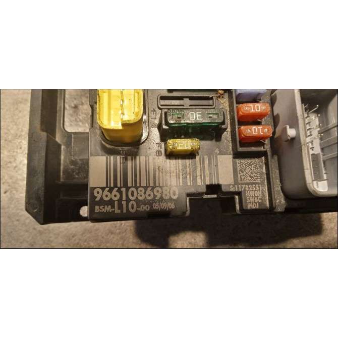 Platine fusible av occasion PEUGEOT 207 Phase 1 04-2006->06-2013 1.6 THP 156ch 6580NJ 3