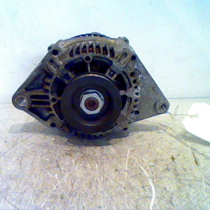 Alternateur occasion RENAULT MEGANE I Phase 2 03-1999->06-2003 1.4i 16v 7700424585 1