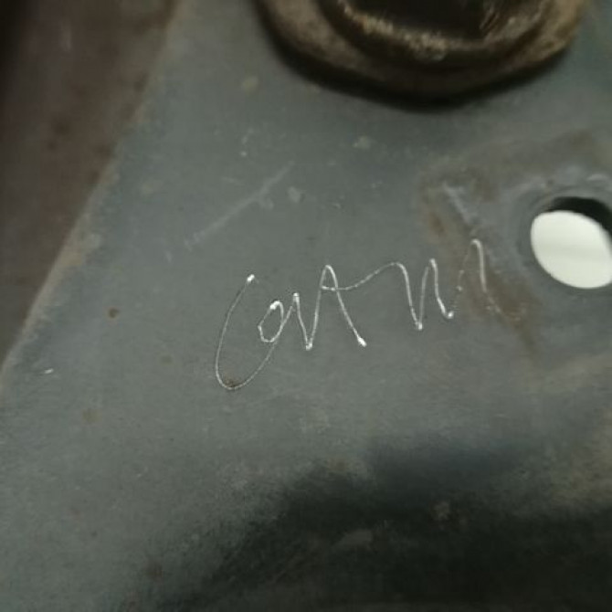 Triangle inf avg occasion RENAULT MEGANE I Phase 2 03-1999->06-2003 1.4i 16v 8200737132 3