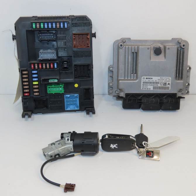 Calculateur moteur occasion PEUGEOT 2008 Phase 1 01-2013->... 1.6 E-HDI 92ch 1610190180 1