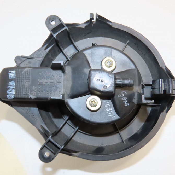 Ventilateur de chauffage occasion CITROEN XSARA Phase 1 02-1998->09-2000 2.0 HDi 90ch 00006441N0 3