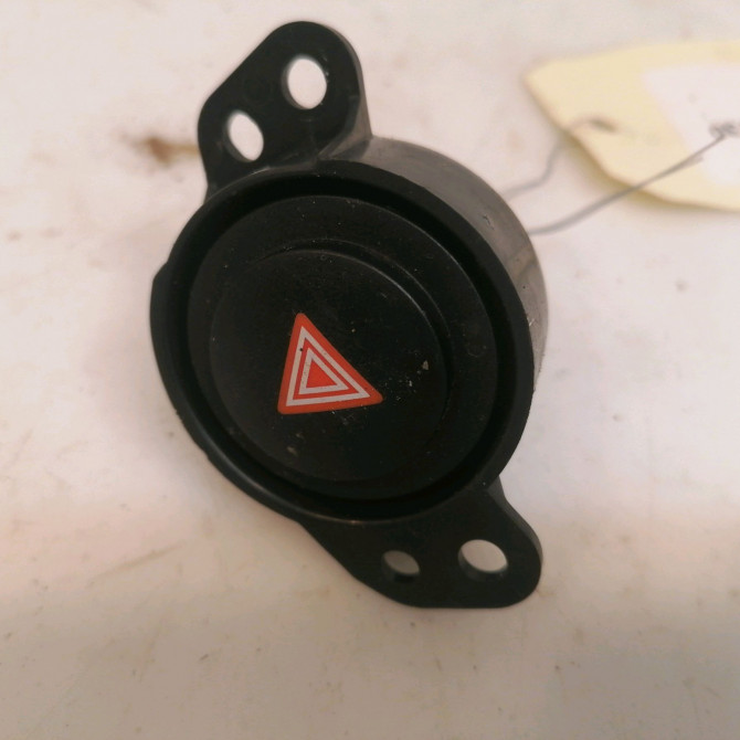 Bouton de warning occasion CITROEN C1 II B000778280 1