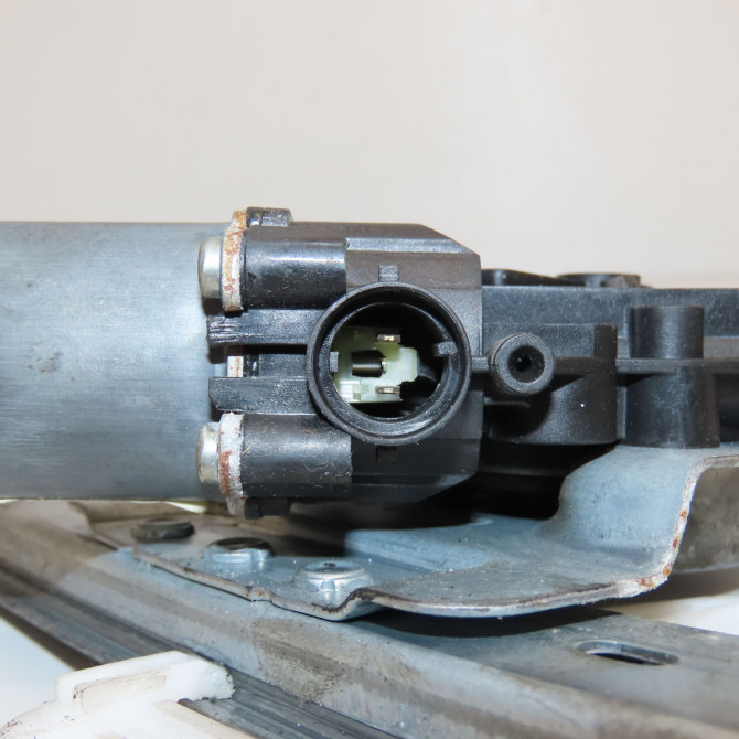 Mecanisme+moteur leve-glace arg occasion DACIA LOGAN I Phase 1 MCV 01-2007->10-2008 1.5 DCI 85ch 8200901104 3